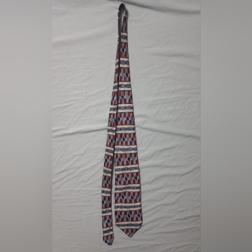 Enrico Guccini 100%  Silk Tie Designer Preppy Paris Rome Beverly Hills Boho